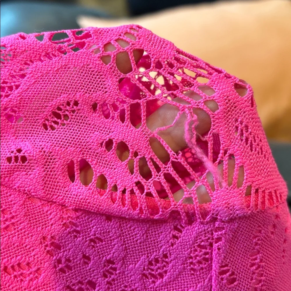 Lilly Pulitzer lace Tiki Wrap Romper In Pink size small dress shorts 1-pc - Picture 6 of 10